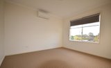 https://images.listonce.com.au/custom/160x/listings/5-heath-close-mooroolbark-vic-3138/523/01732523_img_06.jpg?FGEHufaXwkw