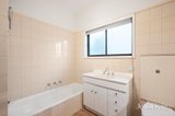 https://images.listonce.com.au/custom/160x/listings/5-helene-street-bulleen-vic-3105/199/01861199_img_08.jpg?rUwGsURuPek