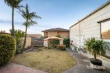 https://images.listonce.com.au/custom/160x/listings/5-helene-street-bulleen-vic-3105/199/01861199_img_12.jpg?QzNyxNP1U7U