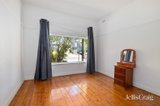 https://images.listonce.com.au/custom/160x/listings/5-hemming-street-brighton-east-vic-3187/846/01831846_img_07.jpg?xPXlgwa9cT0