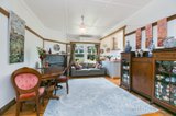 https://images.listonce.com.au/custom/160x/listings/5-hendley-street-woodend-vic-3442/301/00736301_img_08.jpg?AONi4If4PGQ