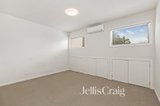 https://images.listonce.com.au/custom/160x/listings/5-heriot-place-williamstown-vic-3016/272/01782272_img_06.jpg?iO2t2SyvN38