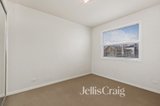 https://images.listonce.com.au/custom/160x/listings/5-heriot-place-williamstown-vic-3016/272/01782272_img_09.jpg?bE3LxZ01OlU
