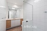 https://images.listonce.com.au/custom/160x/listings/5-heriot-place-williamstown-vic-3016/272/01782272_img_10.jpg?pRMBHThUcZM