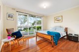 https://images.listonce.com.au/custom/160x/listings/5-hibiscus-road-blackburn-north-vic-3130/762/00533762_img_07.jpg?Xe__71_xzTM