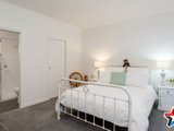 https://images.listonce.com.au/custom/160x/listings/5-holmes-road-mooroolbark-vic-3138/497/01529497_img_05.jpg?upgZDACQWjk