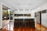 https://images.listonce.com.au/custom/160x/listings/5-homewood-street-nunawading-vic-3131/972/01810972_img_02.jpg?sY0H-M5c-wk