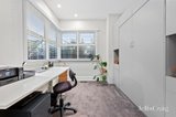 https://images.listonce.com.au/custom/160x/listings/5-homewood-street-nunawading-vic-3131/972/01810972_img_12.jpg?F4klPYJYYv0