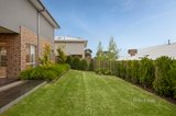 https://images.listonce.com.au/custom/160x/listings/5-honour-avenue-lilydale-vic-3140/736/01654736_img_18.jpg?Dvw3t9XGOR4