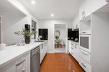 https://images.listonce.com.au/custom/160x/listings/5-hunt-court-wantirna-south-vic-3152/996/01556996_img_04.jpg?Xbh4j6AvgT8