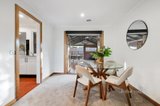 https://images.listonce.com.au/custom/160x/listings/5-hunt-court-wantirna-south-vic-3152/996/01556996_img_05.jpg?2YLAwAXjBs4