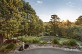 https://images.listonce.com.au/custom/160x/listings/5-huntingfield-court-eltham-vic-3095/052/01797052_img_23.jpg?WJqAadej30M