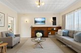 https://images.listonce.com.au/custom/160x/listings/5-huxtable-street-mount-waverley-vic-3149/594/01675594_img_06.jpg?Bh-aLlFGOBQ