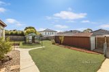 https://images.listonce.com.au/custom/160x/listings/5-huxtable-street-mount-waverley-vic-3149/594/01675594_img_14.jpg?NrAwlQcjX2s