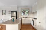 https://images.listonce.com.au/custom/160x/listings/5-hyde-street-st-andrews-vic-3761/909/01531909_img_09.jpg?FybrRyPZh7s