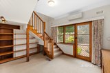 https://images.listonce.com.au/custom/160x/listings/5-hyslop-parade-malvern-east-vic-3145/515/01951515_img_08.jpg?g77vyLffxRc