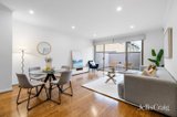 https://images.listonce.com.au/custom/160x/listings/5-ibis-place-thornbury-vic-3071/587/01969587_img_03.jpg?P_b8OnN5-2M