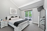 https://images.listonce.com.au/custom/160x/listings/5-inverness-court-croydon-vic-3136/393/01118393_img_08.jpg?fSPoyZAdoVo