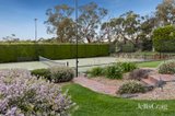 https://images.listonce.com.au/custom/160x/listings/5-iolanthe-close-park-orchards-vic-3114/018/01982018_img_21.jpg?Z9oIKuyl0zc