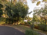 https://images.listonce.com.au/custom/160x/listings/5-iris-court-mooroolbark-vic-3138/073/01524073_img_18.jpg?Bzey05yBKhY