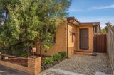 https://images.listonce.com.au/custom/160x/listings/5-john-street-flemington-vic-3031/810/00922810_img_01.jpg?aDxXE42VYhQ