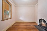 https://images.listonce.com.au/custom/160x/listings/5-jones-street-lilydale-vic-3140/591/01740591_img_02.jpg?xq6yzpXTInE