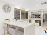 https://images.listonce.com.au/custom/160x/listings/5-josie-court-lilydale-vic-3140/320/01526320_img_03.jpg?JbZ-8y9O6c8