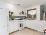 https://images.listonce.com.au/custom/160x/listings/5-jubilee-road-montrose-vic-3765/268/01526268_img_04.jpg?REuQZL9YBVo