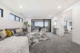 https://images.listonce.com.au/custom/160x/listings/5-jubilee-street-mount-waverley-vic-3149/810/01567810_img_05.jpg?hmrUVi4z-bc