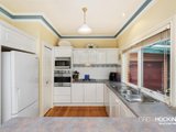 https://images.listonce.com.au/custom/160x/listings/5-jubilee-street-newport-vic-3015/921/01203921_img_06.jpg?IK1SLs36MQw