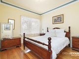 https://images.listonce.com.au/custom/160x/listings/5-jubilee-street-newport-vic-3015/921/01203921_img_07.jpg?Vj-WauSAKII