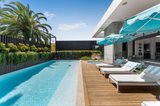 https://images.listonce.com.au/custom/160x/listings/5-judge-street-portsea-vic-3944/115/01899115_img_11.jpg?nUJLmqhNzyg
