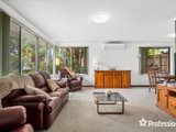 https://images.listonce.com.au/custom/160x/listings/5-kallay-street-croydon-vic-3136/759/01525759_img_03.jpg?62OcowKecNk