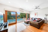 https://images.listonce.com.au/custom/160x/listings/5-kangaroo-road-murrumbeena-vic-3163/831/01698831_img_02.jpg?7-4tD_1JvCQ