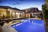 https://images.listonce.com.au/custom/160x/listings/5-kangaroo-road-murrumbeena-vic-3163/831/01698831_img_22.jpg?IG1hrolvmNE