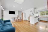 https://images.listonce.com.au/custom/160x/listings/5-karee-court-greensborough-vic-3088/338/01628338_img_03.jpg?AHCbD6WzCm4