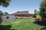 https://images.listonce.com.au/custom/160x/listings/5-karou-court-glen-waverley-vic-3150/565/01388565_img_10.jpg?aShbbs-nUt8