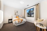 https://images.listonce.com.au/custom/160x/listings/5-kauri-grove-glen-waverley-vic-3150/099/01987099_img_15.jpg?HIztxdBIP8U