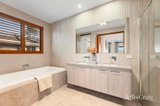 https://images.listonce.com.au/custom/160x/listings/5-kauri-grove-glen-waverley-vic-3150/201/01969201_img_13.jpg?hHcE-ml5BwU