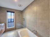 https://images.listonce.com.au/custom/160x/listings/5-keats-circuit-armstrong-creek-vic-3217/004/01969004_img_13.jpg?llOJawRDAZQ