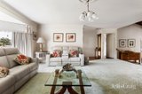 https://images.listonce.com.au/custom/160x/listings/5-kelbow-close-st-helena-vic-3088/296/01970296_img_03.jpg?lONAipCGAZ0