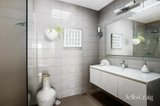 https://images.listonce.com.au/custom/160x/listings/5-kelbow-close-st-helena-vic-3088/296/01970296_img_12.jpg?XlmCdGQZIeI