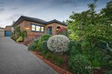 https://images.listonce.com.au/custom/160x/listings/5-kellett-grove-kew-vic-3101/329/01636329_img_01.jpg?tzY0RSq6TVc