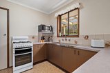 https://images.listonce.com.au/custom/160x/listings/5-kemp-avenue-mount-evelyn-vic-3796/697/01902697_img_03.jpg?NYjNprBwvEQ