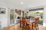 https://images.listonce.com.au/custom/160x/listings/5-kenarra-court-hurstbridge-vic-3099/411/01837411_img_06.jpg?LyuQr8kNLpY
