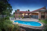 https://images.listonce.com.au/custom/160x/listings/5-kendall-close-templestowe-vic-3106/319/01330319_img_12.jpg?28RqYtwUDbM