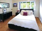 https://images.listonce.com.au/custom/160x/listings/5-kendall-street-elwood-vic-3184/682/01793682_img_04.jpg?v9JRMzJFtOg