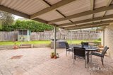 https://images.listonce.com.au/custom/160x/listings/5-kenwood-crescent-ringwood-vic-3134/225/01938225_img_08.jpg?Af_lYlW18OM