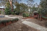 https://images.listonce.com.au/custom/160x/listings/5-kerby-street-eltham-vic-3095/047/01819047_img_13.jpg?WOH-LFZ1sSE