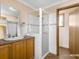 https://images.listonce.com.au/custom/160x/listings/5-kim-court-altona-vic-3018/897/01203897_img_11.jpg?dGCzLNZOuTg